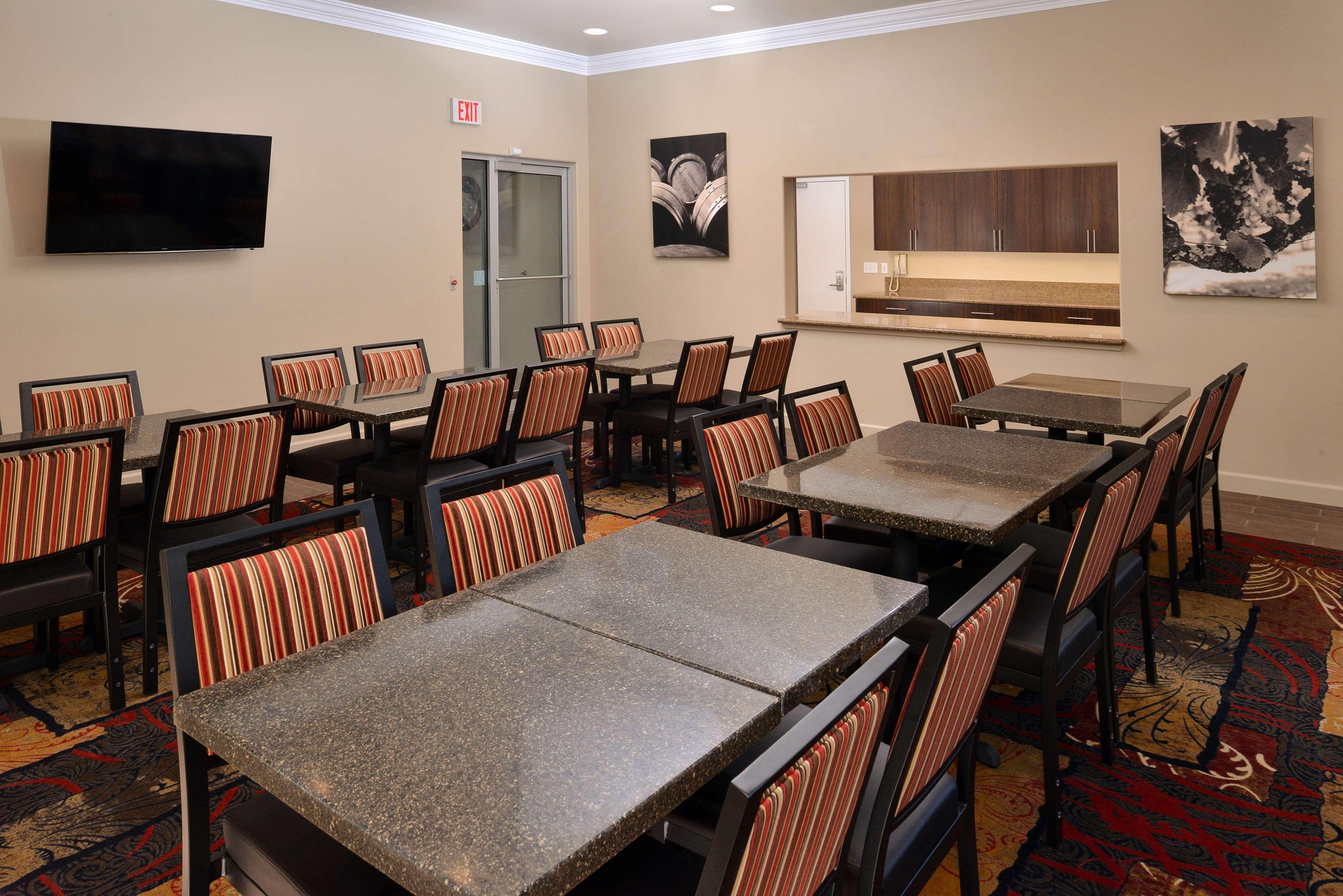 Best Western Plus Black Oak Paso Robles Extérieur photo